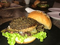 -HIGH FIVE哈福手工汉堡(桂林路店)