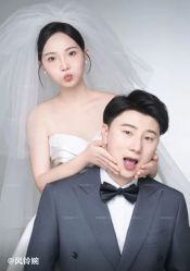 -雪中彩影婚纱摄影·微光艺术中心