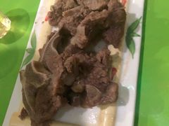 -苏莱特色牛骨滩羊手抓馆(长城东街总店)