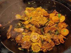 -山河屯铁锅炖(哈西站店)