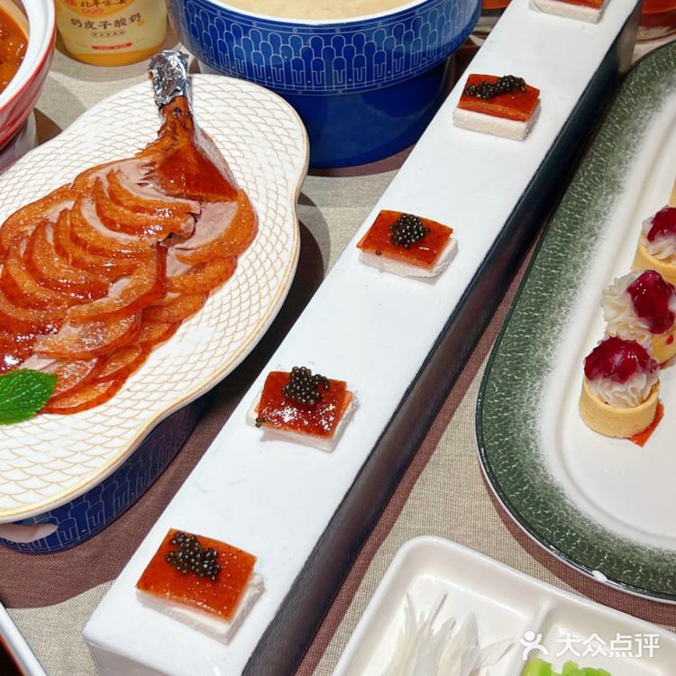 最近在丰台站附近新开的北平家宴接待客户