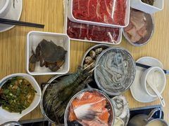 -杨老板·海鲜集市火锅·鲜切牛肉(中防万宝店)
