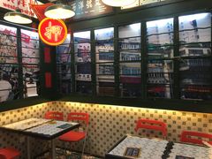 -香港十三座(宝山万达店)