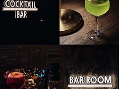 -FOUR PLAY BAR