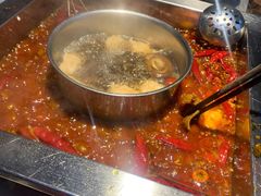 -二荆条·蜀鲜汇城市森林火锅