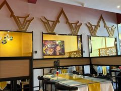 -玖月时尚泰式餐厅