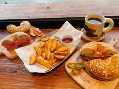 -Catch Bagel(芳草地店)