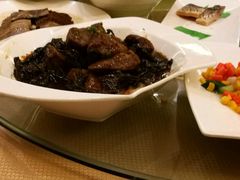 黑椒铁板牛仔骨-红豆杉庄会议中心