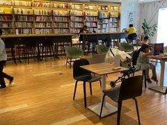 -新华书店(保利水城店)