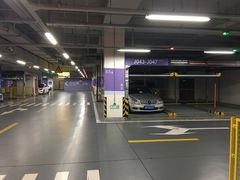 -BFC外滩金融中心停车场