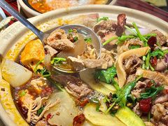 -沙胆彪炭炉牛杂煲(上海日月光广场店)