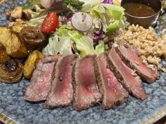 -POKEE VIA&Brunch·维娅(重庆来福士店)