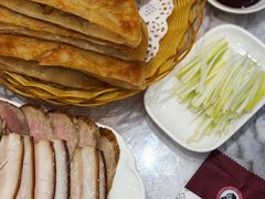 -李连贵熏肉美食酒楼(东市商贸店)