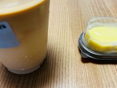 苏丹王榴莲半熟芝士-瑞幸咖啡(长城大厦店)