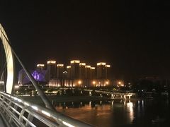 -南京眼步行桥