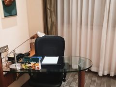 -上海浦东假日酒店