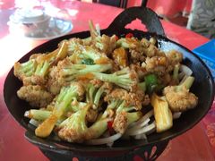 -明月食府(二区干二路店)
