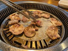 -豚豚猪村烤肉·韩国烤肉(总店)