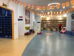 -戊辰亲子游泳俱乐部