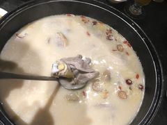-煲宫猪肚鸡(昆山金鹰国际购物中心店)