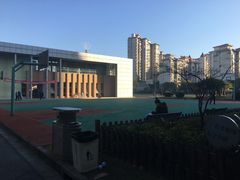 -上海市曹杨职业技术学校
