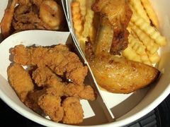 小吃拼盘-必胜客(龙之梦购物中心店)