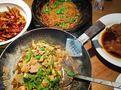 -费大厨辣椒炒肉(万家丽一店)