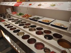 自助调料区-海底捞火锅(奥体南路店)