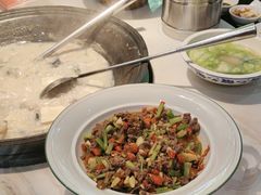 -陈大锅·岳阳鱼馆·地道岳阳菜(美食街店)