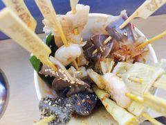 -八一路好吃街(雨田商务大厦店)