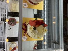 -花花卷卷·鲜食蛋糕(静安久光百货店)