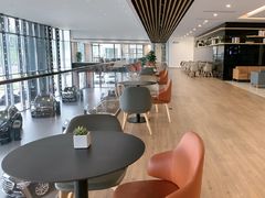 -贵州贵星奔驰4S店(观山湖店)