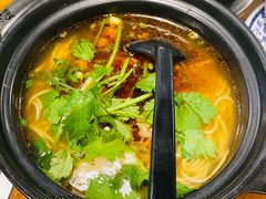 -重庆鸡公煲·青锅花椒鱼(牡丹江路店)