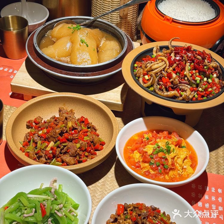 别问了！！在黄岩！！这家湘菜馆太费米饭了…..