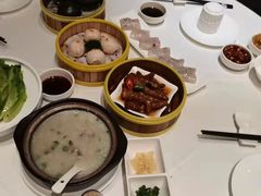 -云庭汇·粤菜海鲜(东盟盛天地店)