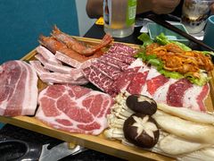 -烤路里·韩国品质自助烤肉(石路天虹4号店)
