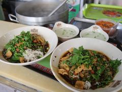 -海口骑楼小吃街