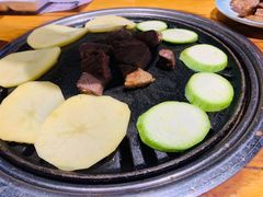 -唯成•韩国炭火烤肉 유성고기