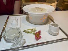 -燕庭·纯燕窝·甜品下午茶(南京西路店)