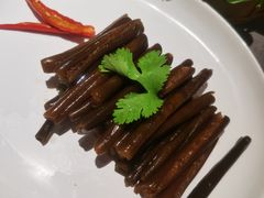 -罗勒家·养生火锅· Bistro(大望路店)