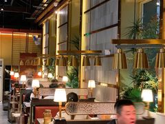 -牛村来人潮汕牛肉火锅(西单店)