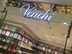 门面-VENCHI 闻绮(北京国贸商城店)