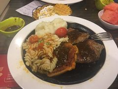 陆陆双拼-豪客来牛排(新街口羊皮巷店)