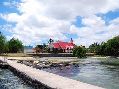 iphone_upload_pic-红顶教堂