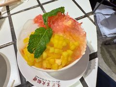 杨枝甘露冰汤圆-朱光玉火锅馆(深圳总店)