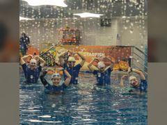 -蓝旗亲子游泳(范湖万达广场店)