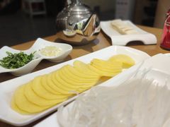-名羊天下陕北横山铁锅炖羊肉(博文路店)