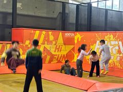 -嗨翻Hi-Fun竞技主题乐园·蹦床亲子生日轰趴(国光1937店)