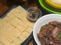 -鱼头泡饭·湖北菜·非物质文化遗产(岳家嘴总店)