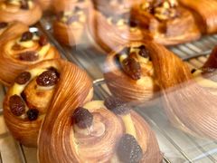 -VERIE BAKEHOUSE
